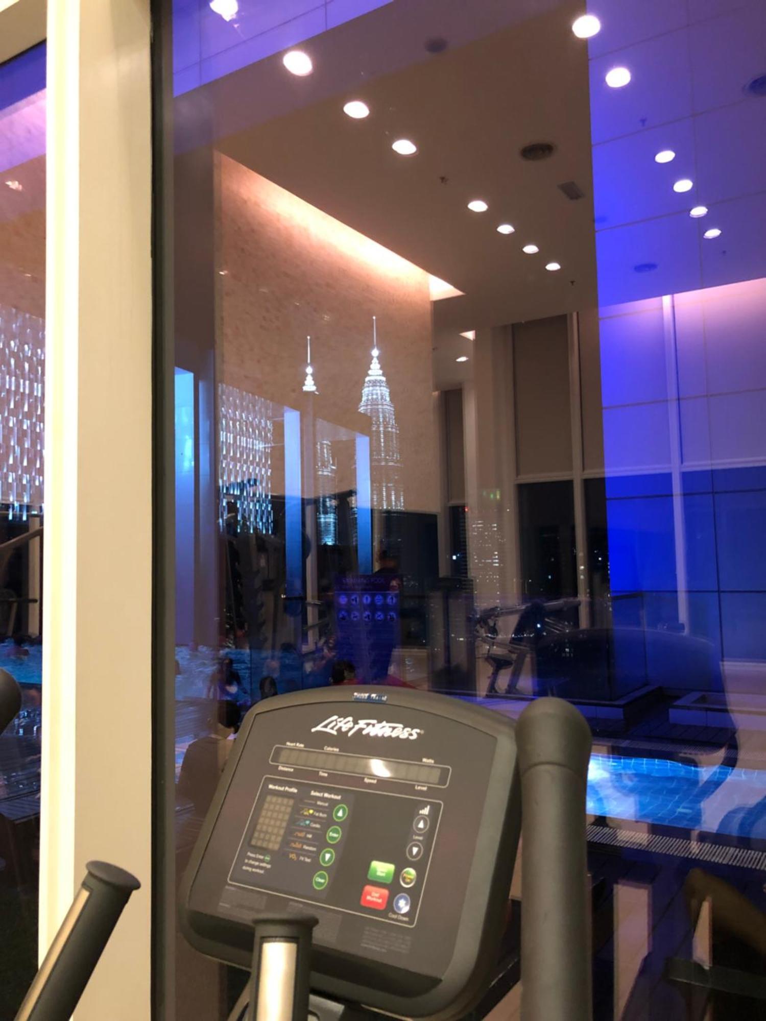 Platinum Suites Klcc Top 51 Куала-Лумпур Экстерьер фото