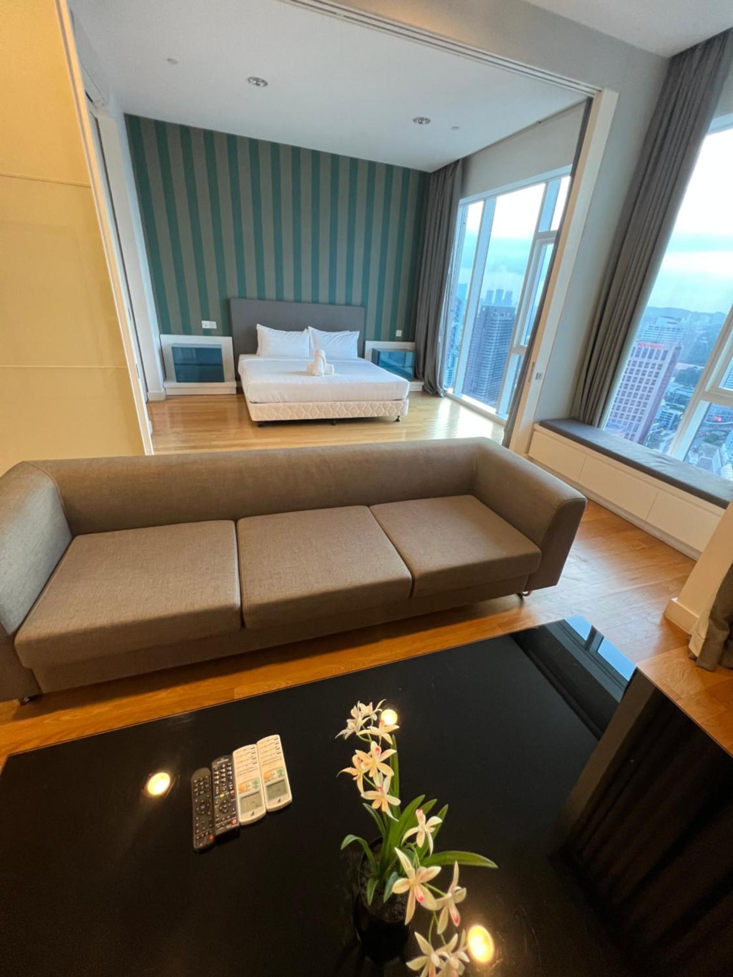 Platinum Suites Klcc Top 51 Куала-Лумпур Экстерьер фото